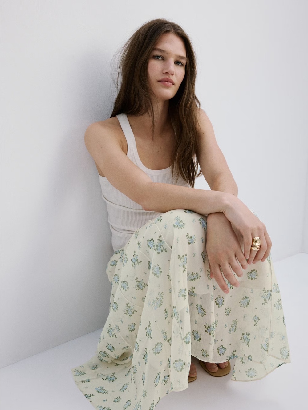 NWT (size XS) MANGO FLORAL SKIRT WITH GODETS - Picture 4 of 11